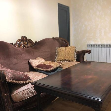 יירבאן Villa Next To Victory Park מראה חיצוני תמונה