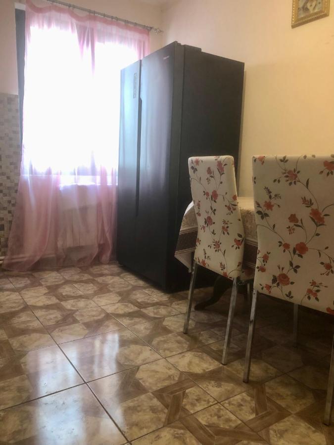 יירבאן Villa Next To Victory Park מראה חיצוני תמונה