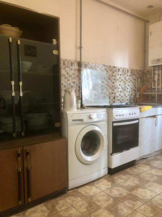 יירבאן Villa Next To Victory Park מראה חיצוני תמונה