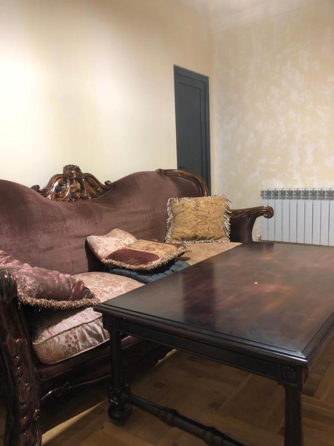 יירבאן Villa Next To Victory Park מראה חיצוני תמונה